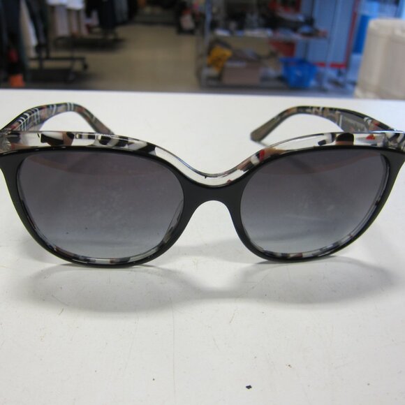 Burberry 4270 3729/8G 5518 Women's Grey Gradiant Sunglasses w/Generic Case - Picture 2 of 6